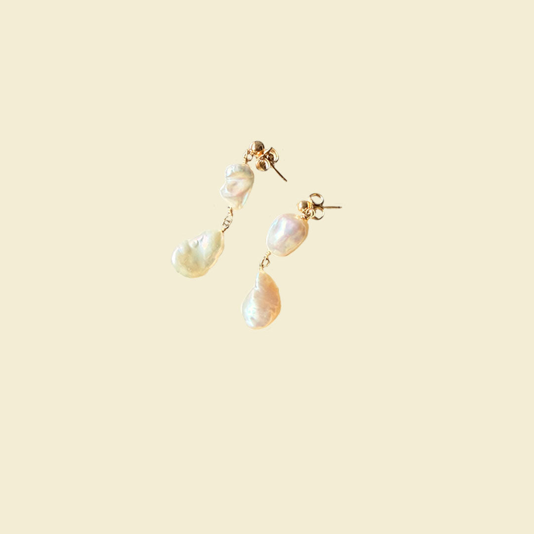 dot earrings